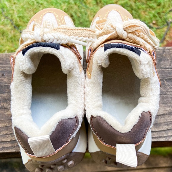 KEKEL Kids SOFT Leather Sports Sneakers Fur Lining. Size 13 Girls/Gender Neutral - Picture 6 of 13